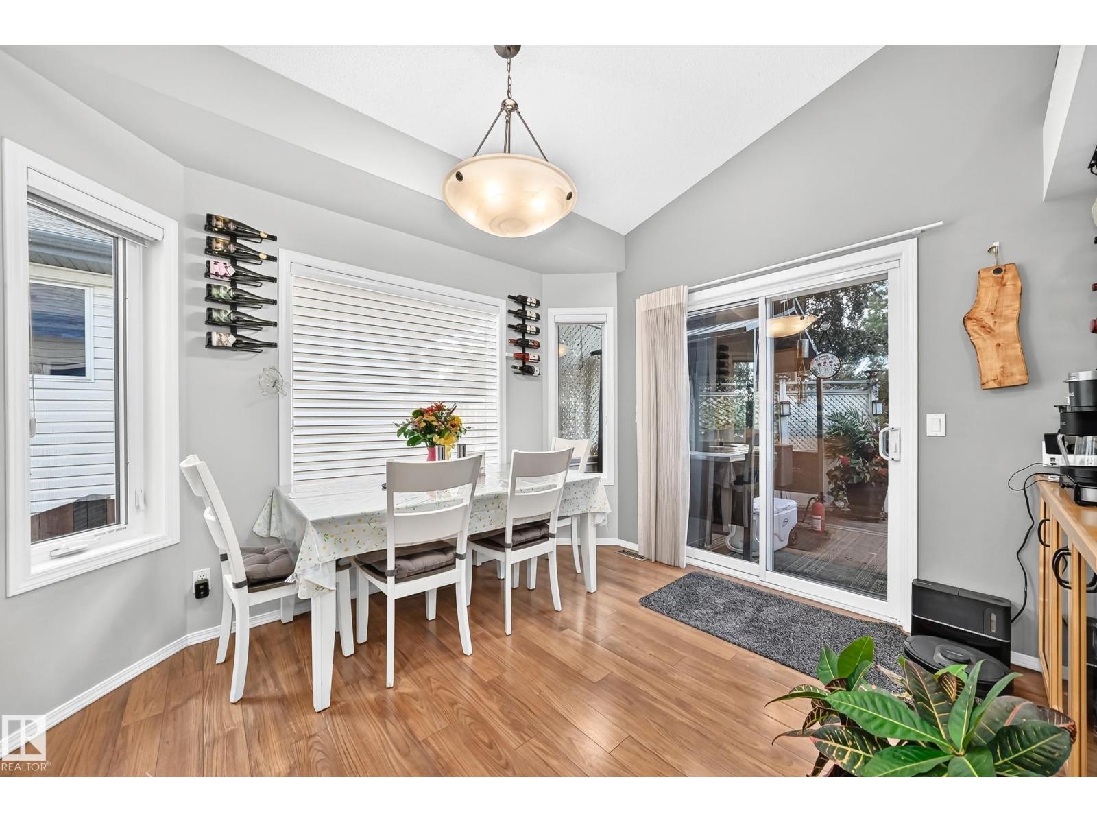 81 DUNFIELD CR