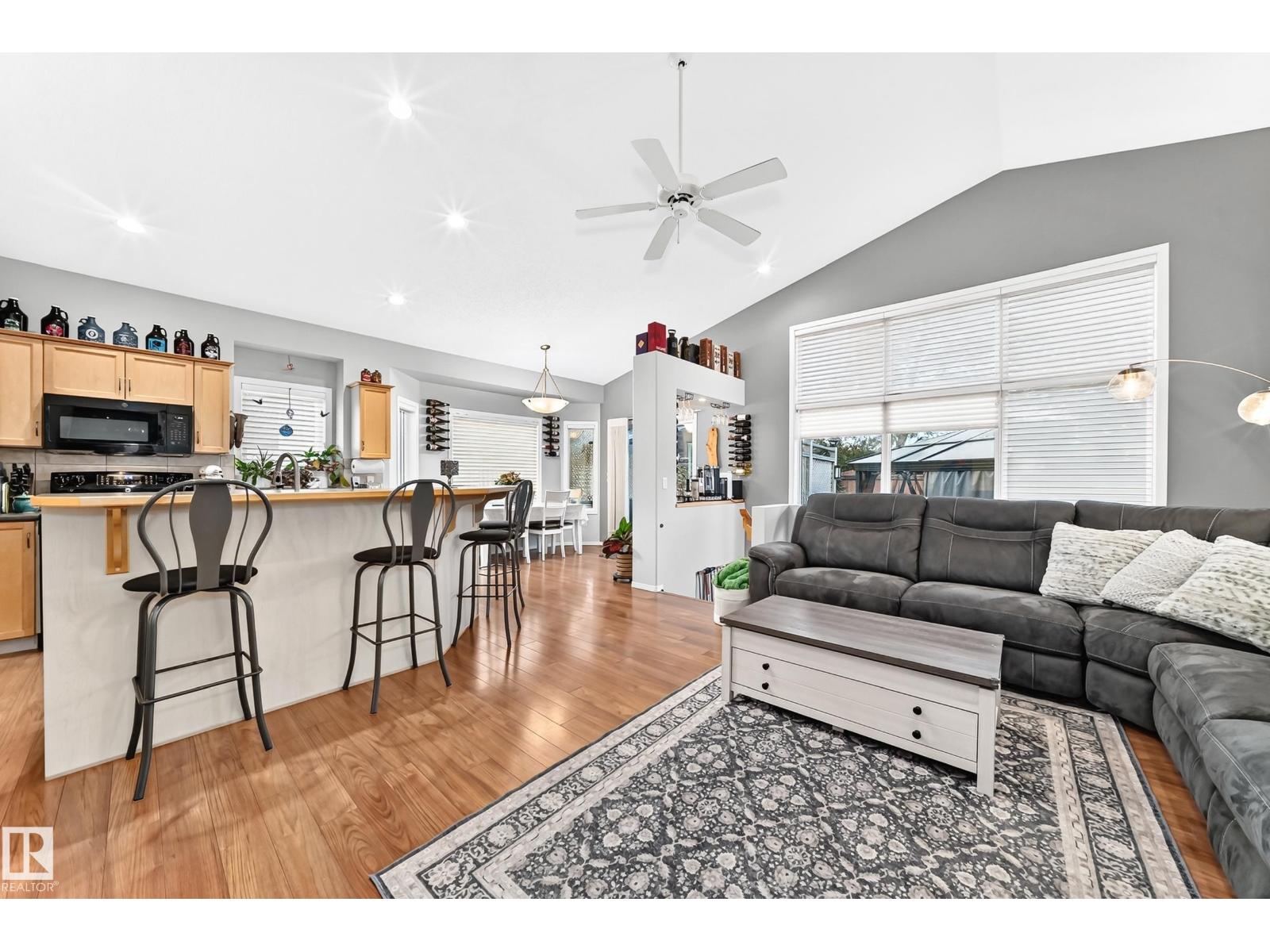 81 DUNFIELD CR