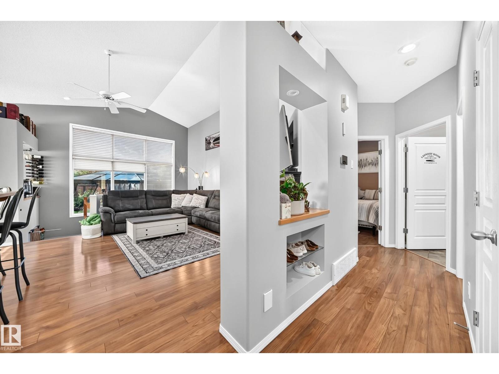 81 DUNFIELD CR
