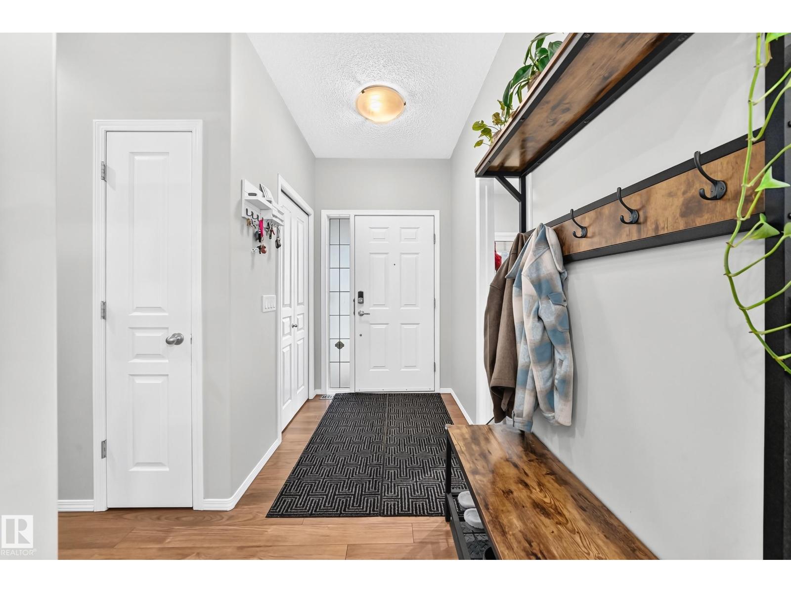 81 DUNFIELD CR