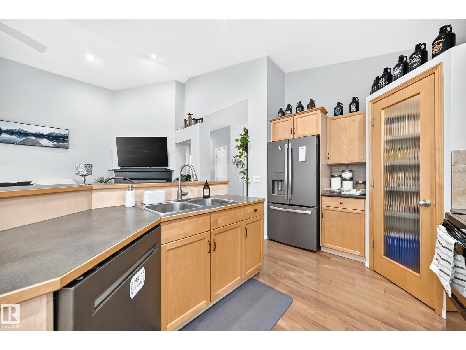81 DUNFIELD CR