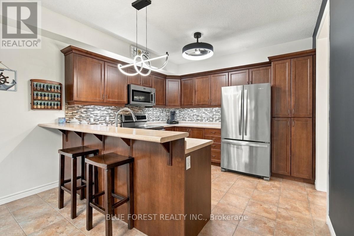 1197 Cardinal Road, London South (South U), Ontario  N6M 0C1 - Photo 12 - X13847532