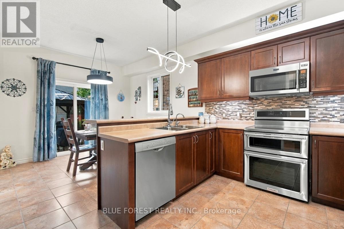 1197 Cardinal Road, London South (South U), Ontario  N6M 0C1 - Photo 15 - X13847532