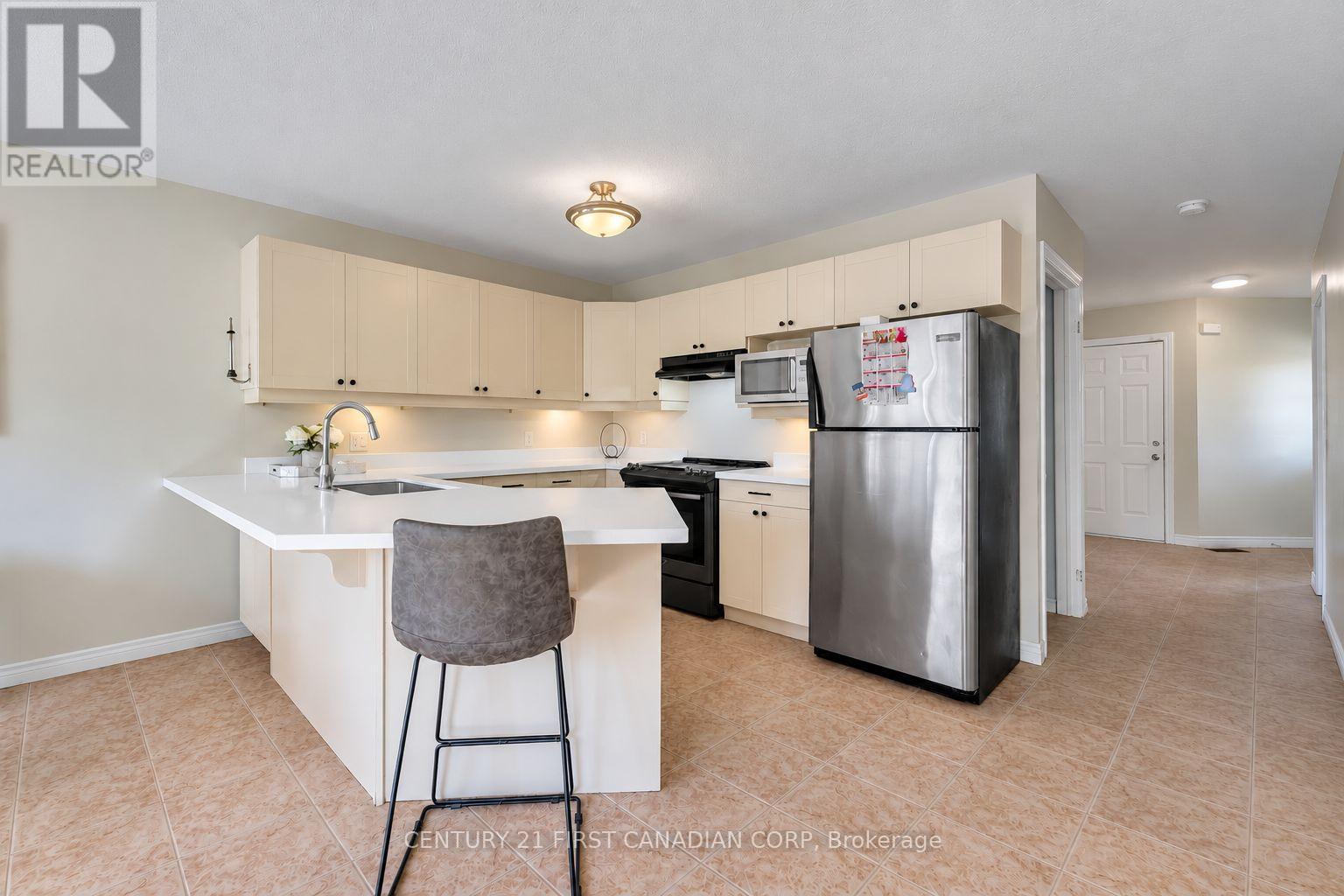 89 Mctaggart Court, London North, Ontario  N5X 3L9 - Photo 10 - X13847880