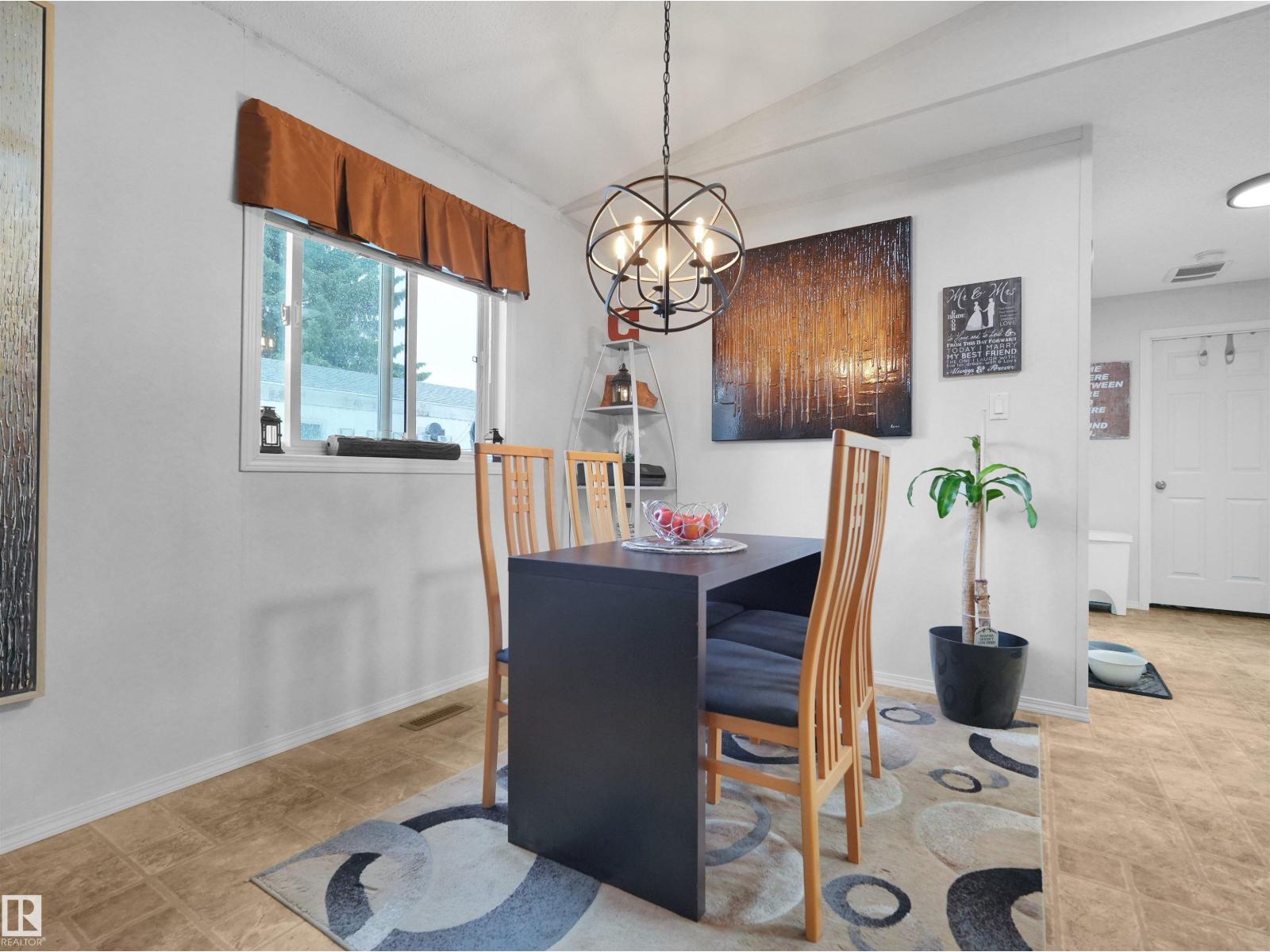 52 Evergreen Park NW