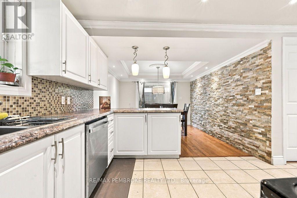 397 Trafalgar Road, Pembroke, Ontario  K8A 5B3 - Photo 21 - X13847618