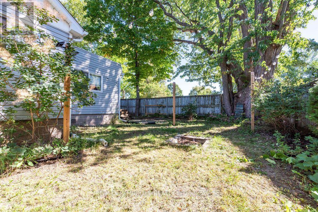 397 Trafalgar Road, Pembroke, Ontario  K8A 5B3 - Photo 45 - X13847618