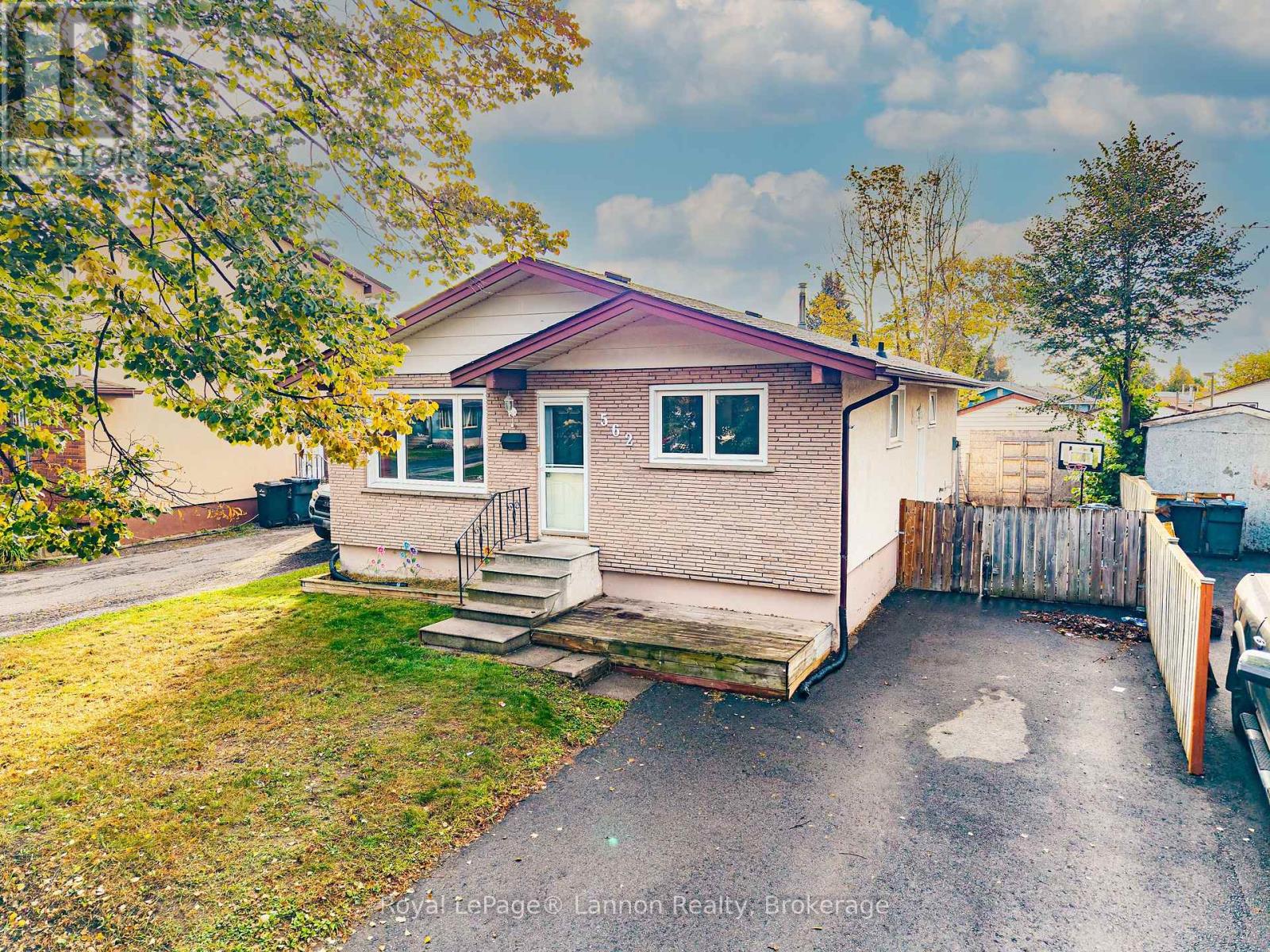 562 Simon Fraser Drive, Thunder Bay, Ontario  P7C 5B4 - Photo 1 - X13847796