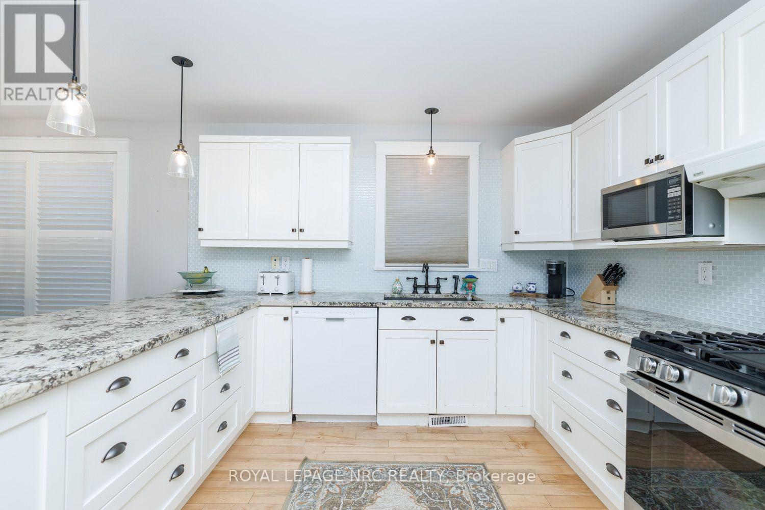3 Luther Avenue, Niagara-On-The-Lake, Ontario  L0S 1J0 - Photo 19 - X13847392