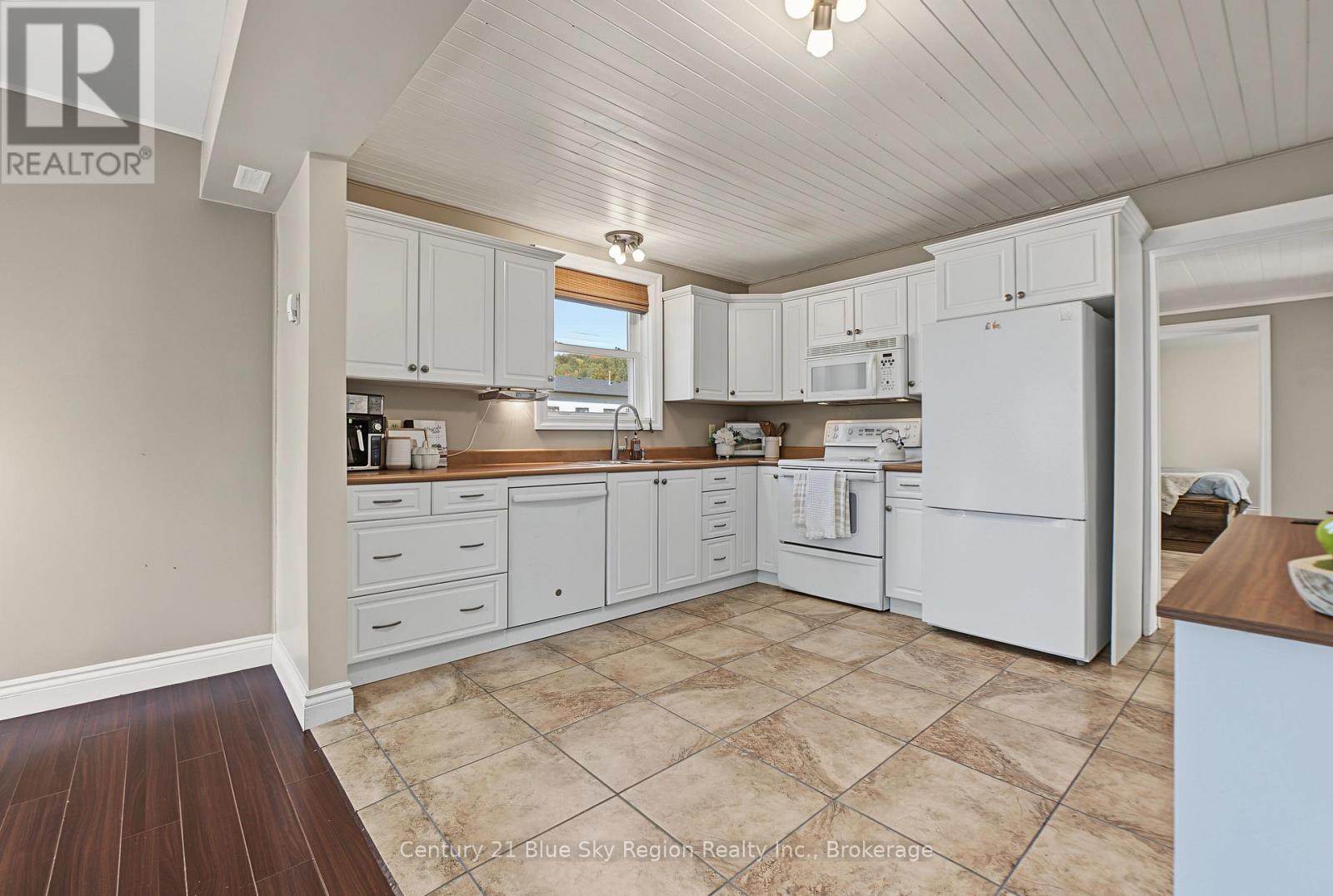 125 Golf Club Road, North Bay, Ontario  P1B 8X7 - Photo 4 - X13847508