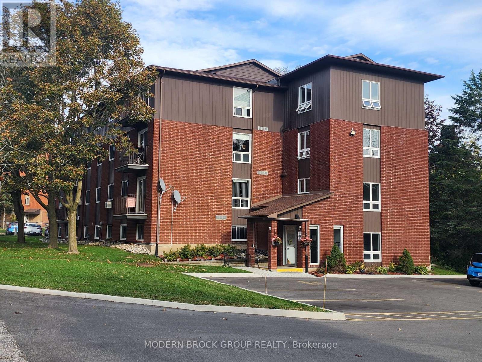 14 - 14 Charlotte Place, Brockville, Ontario K6V 6T4 - Photo 1 - X13847674