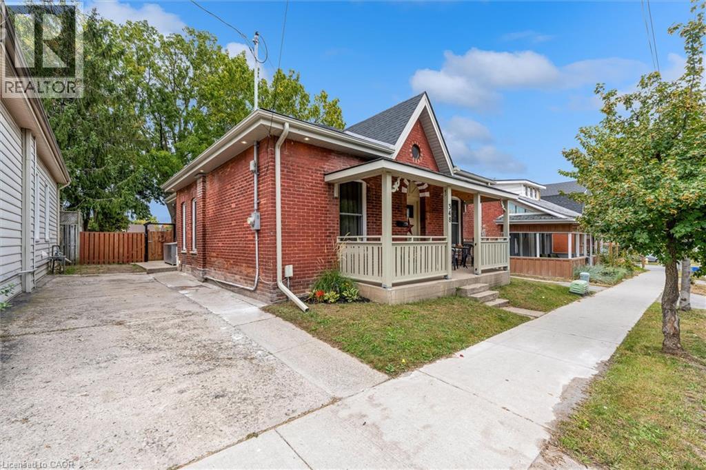 348 Dalhousie Street, Brantford, Ontario  N3S 3W1 - Photo 2 - 40867260