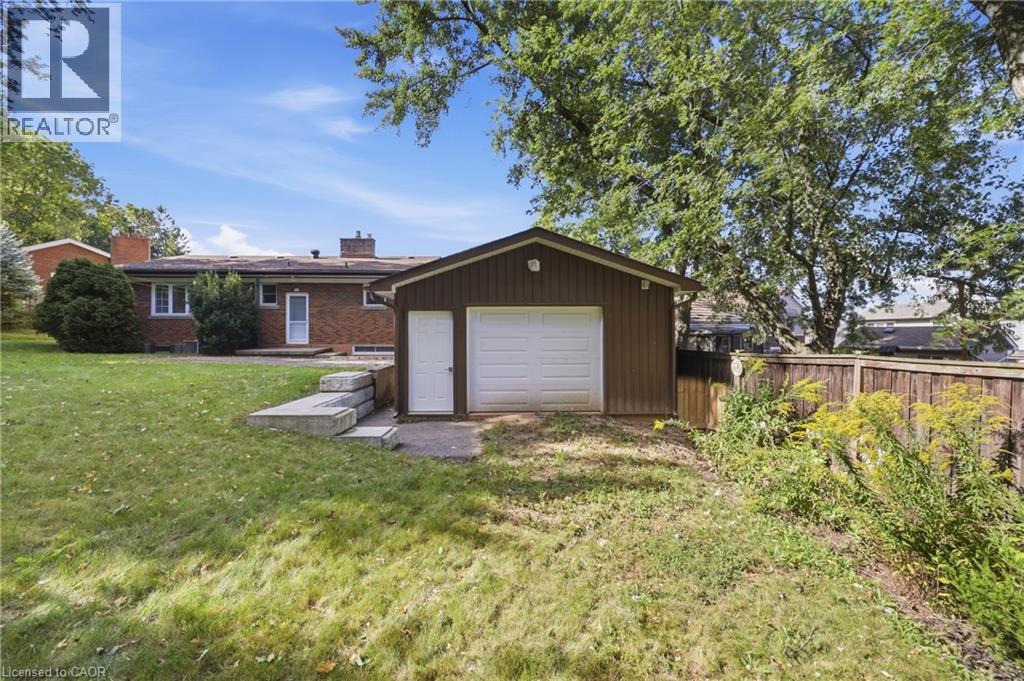 8 Hill Place, Stoney Creek, Ontario  L8G 2W3 - Photo 35 - 40864779
