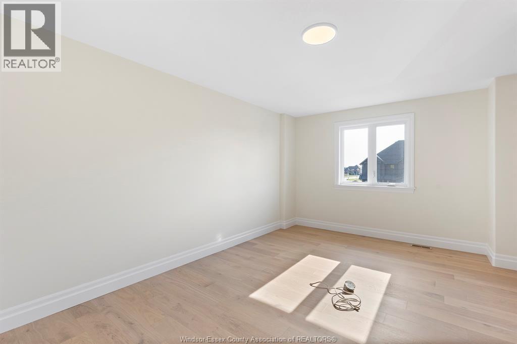 3586 Sutton Avenue, Windsor, Ontario  N9E 0A6 - Photo 13 - 26024079