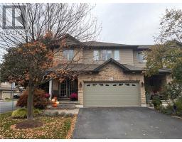 441 STONEHENGE Drive Unit# 40, Ancaster, Ontario