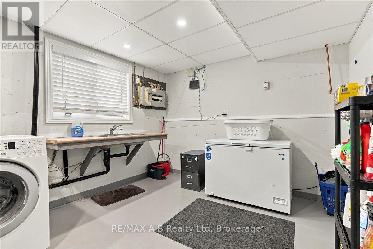 194 Norwood Court, Stratford, Ontario  N5A 7S7 - Photo 36 - X13847552