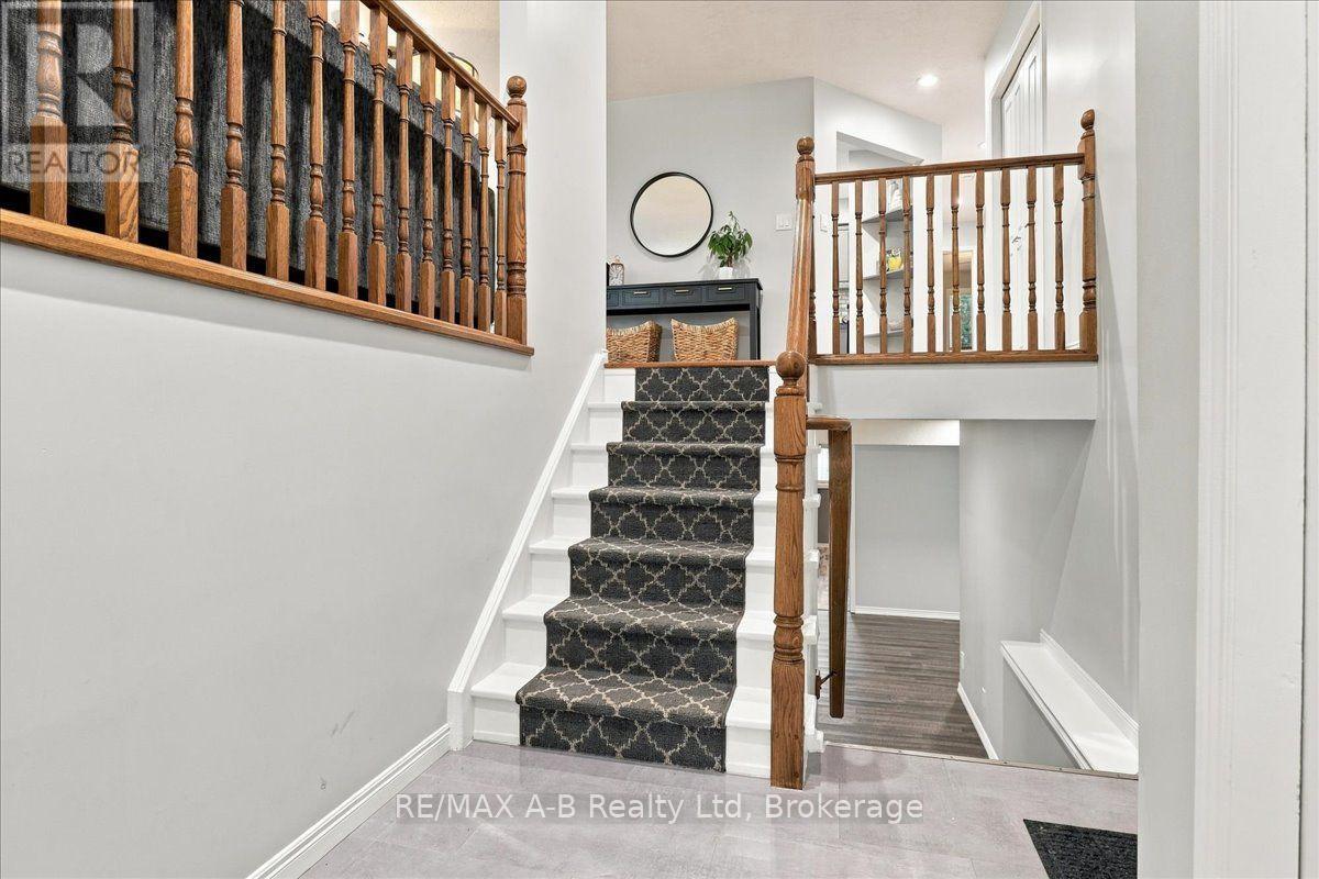 194 Norwood Court, Stratford, Ontario  N5A 7S7 - Photo 8 - X13847552