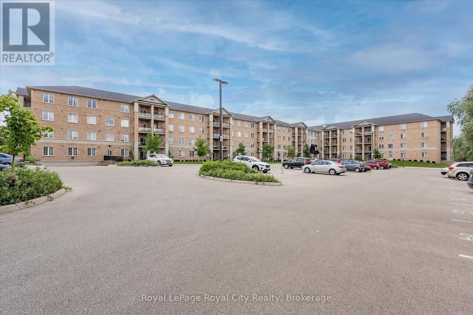142 - 1077 GORDON STREET, Guelph, Ontario