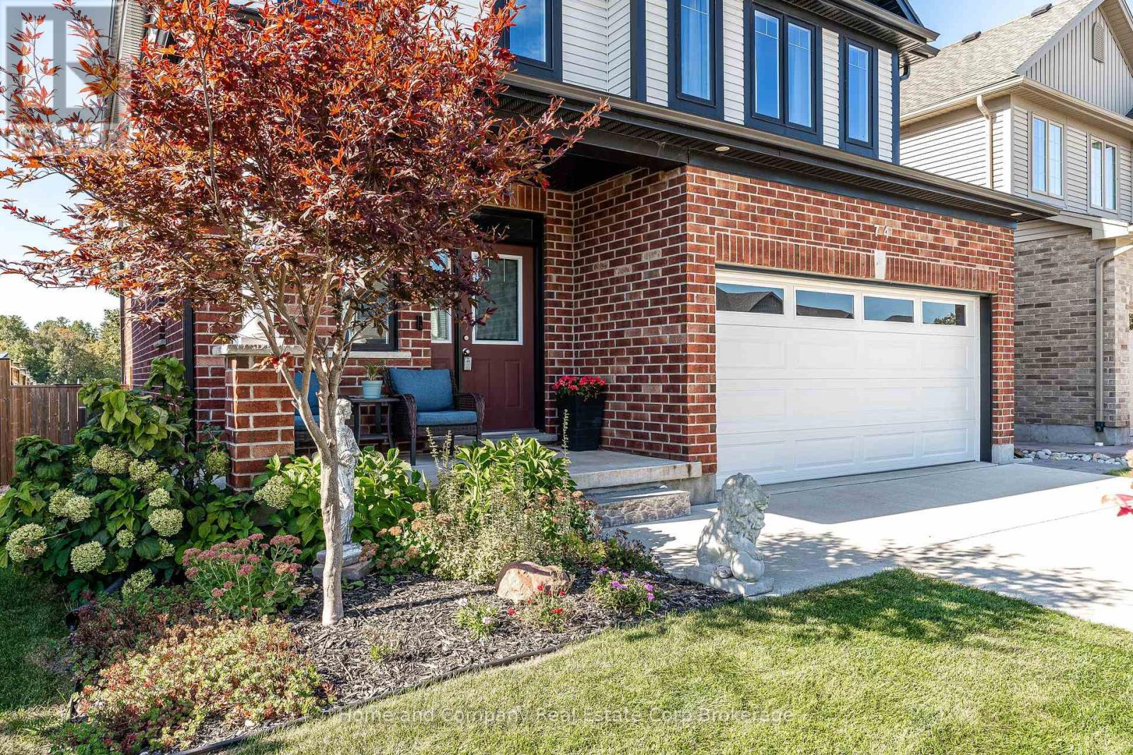 74 AHRENS DRIVE, Stratford, Ontario