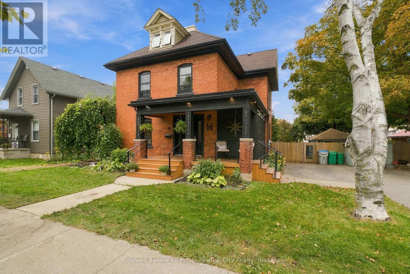 86 Toronto Street, Goderich, Ontario  N7A 2Z2 - Photo 3 - X13847756
