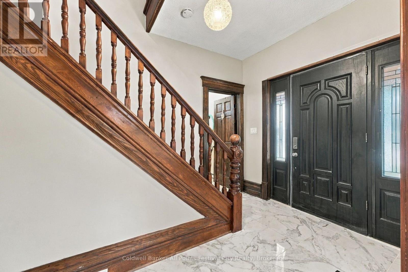 86 Toronto Street, Goderich, Ontario  N7A 2Z2 - Photo 5 - X13847756