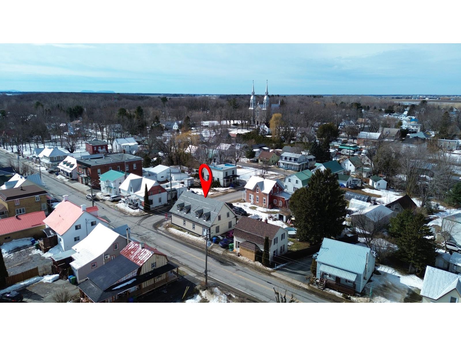 150-154 Rue Bonsecours Massueville Quebec Canada J0G1K0 5