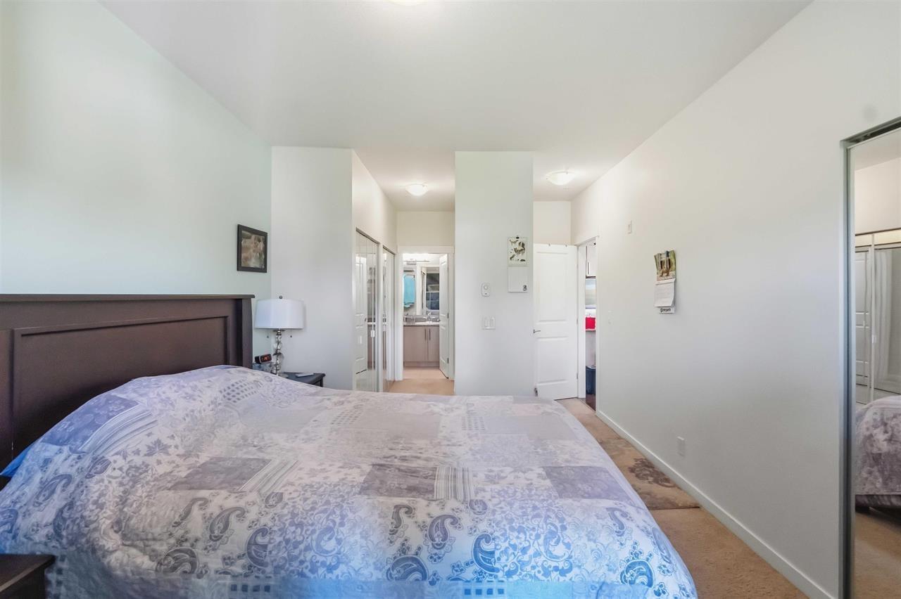 307 2943 NELSON PLACE