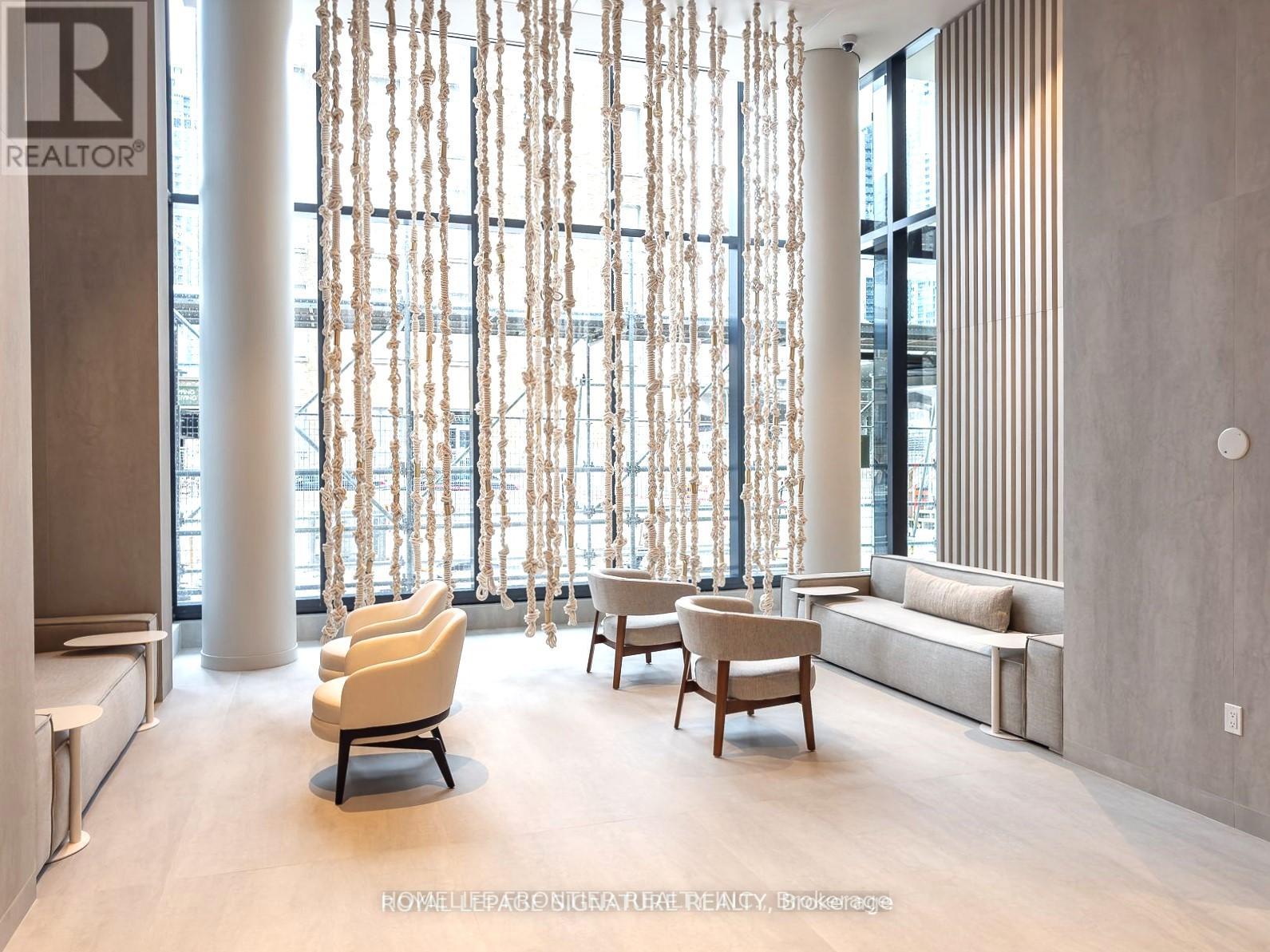 2009 - 55 Cooper Street, Toronto, Ontario  M5E 0G1 - Photo 3 - C13847348