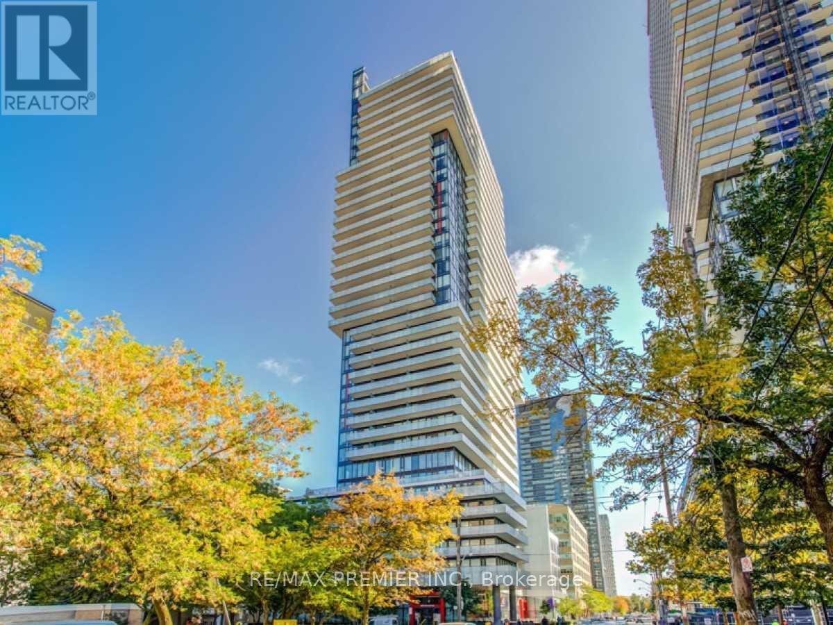 3002 - 185 ROEHAMPTON AVENUE