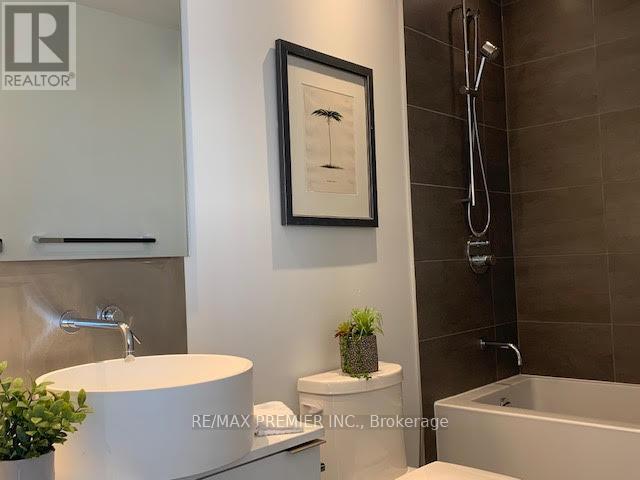 3002 - 185 Roehampton Avenue, Toronto, Ontario  M4P 0C6 - Photo 11 - C13847416