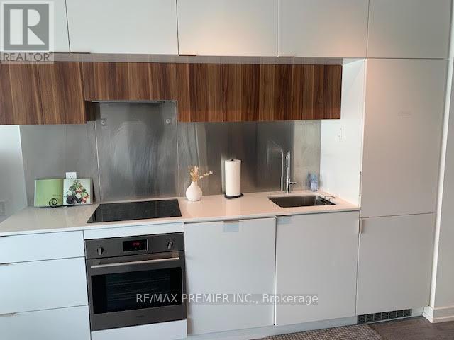 3002 - 185 Roehampton Avenue, Toronto, Ontario  M4P 0C6 - Photo 6 - C13847416