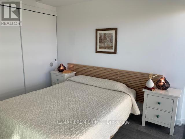 3002 - 185 Roehampton Avenue, Toronto, Ontario  M4P 0C6 - Photo 8 - C13847416
