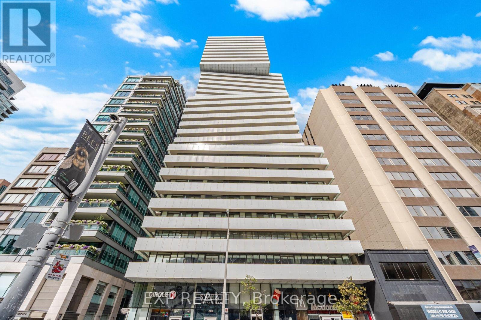 2505 - 200 BLOOR STREET W, Toronto, Ontario