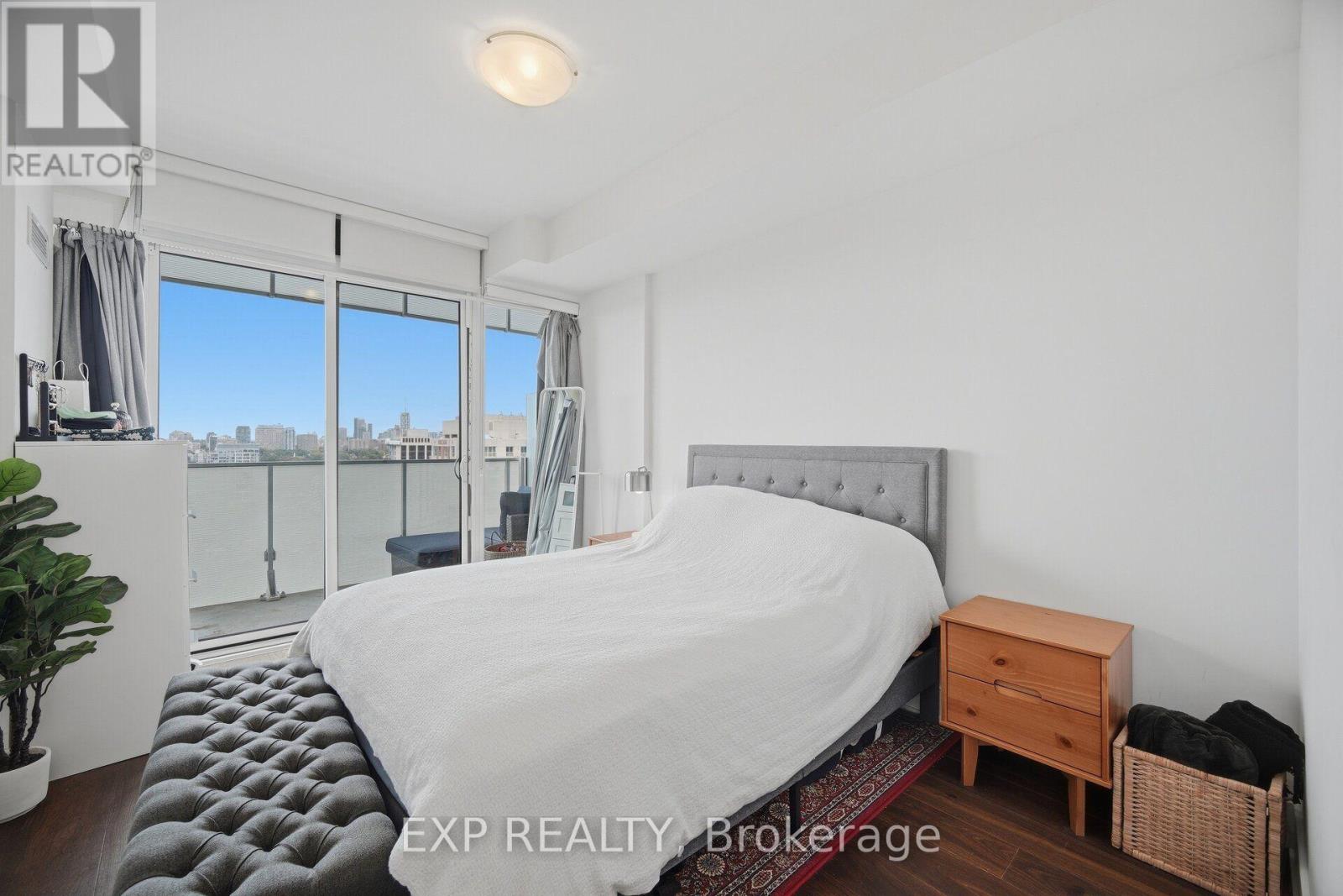 2505 - 200 Bloor Street W, Toronto, Ontario  M5S 0B1 - Photo 17 - C13847514