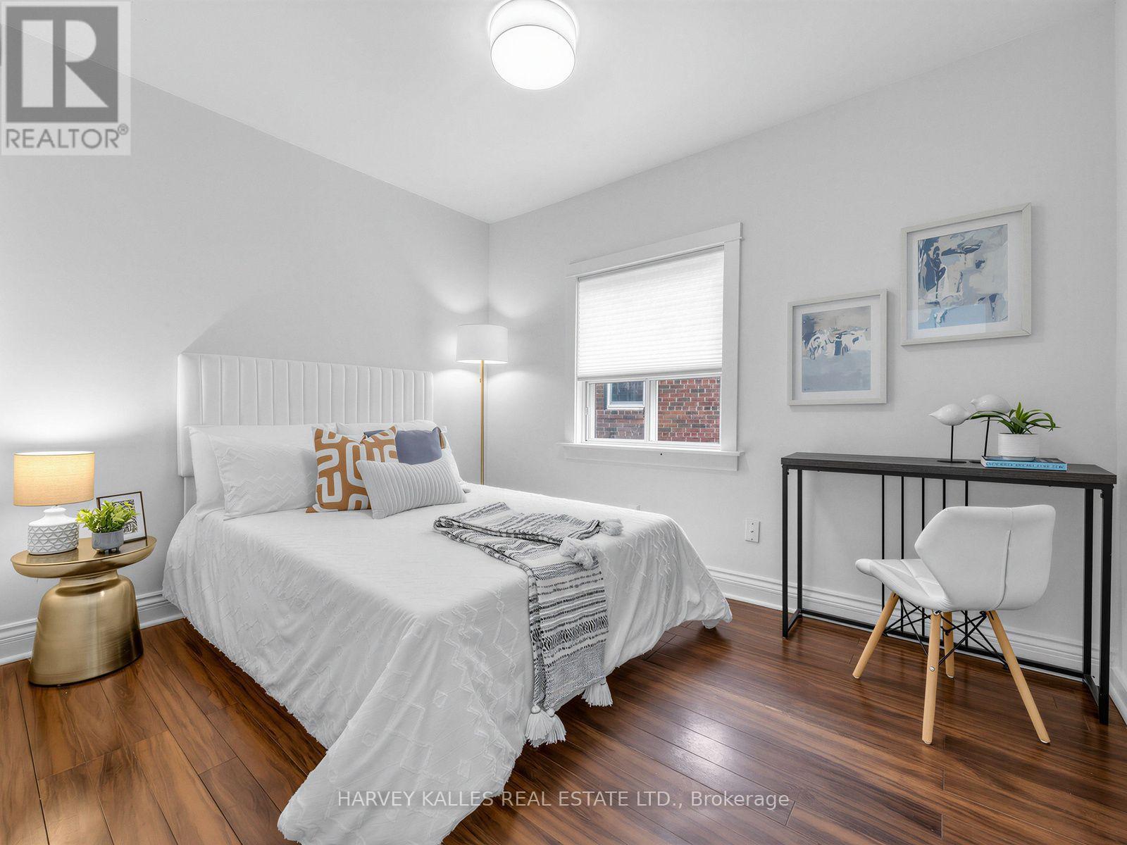 4 Kenrae Road, Toronto, Ontario  M4G 1Y1 - Photo 19 - C13847516