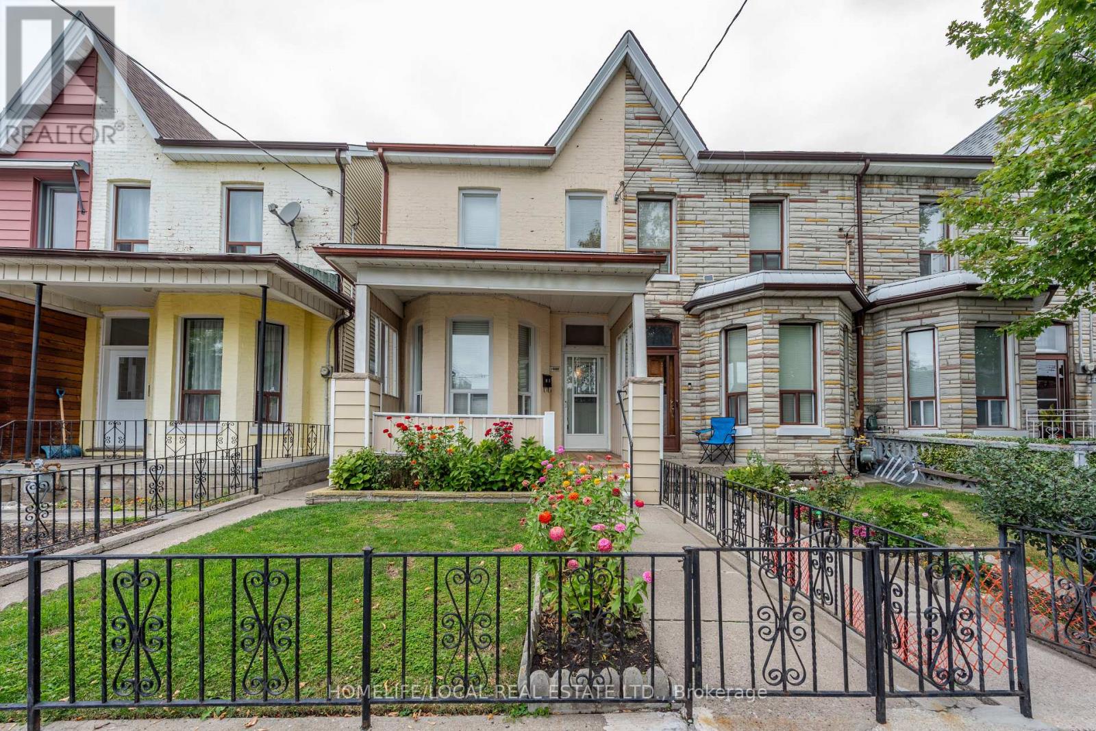 38 Gordon Street, Toronto, Ontario  M6K 1P6 - Photo 1 - C13847702