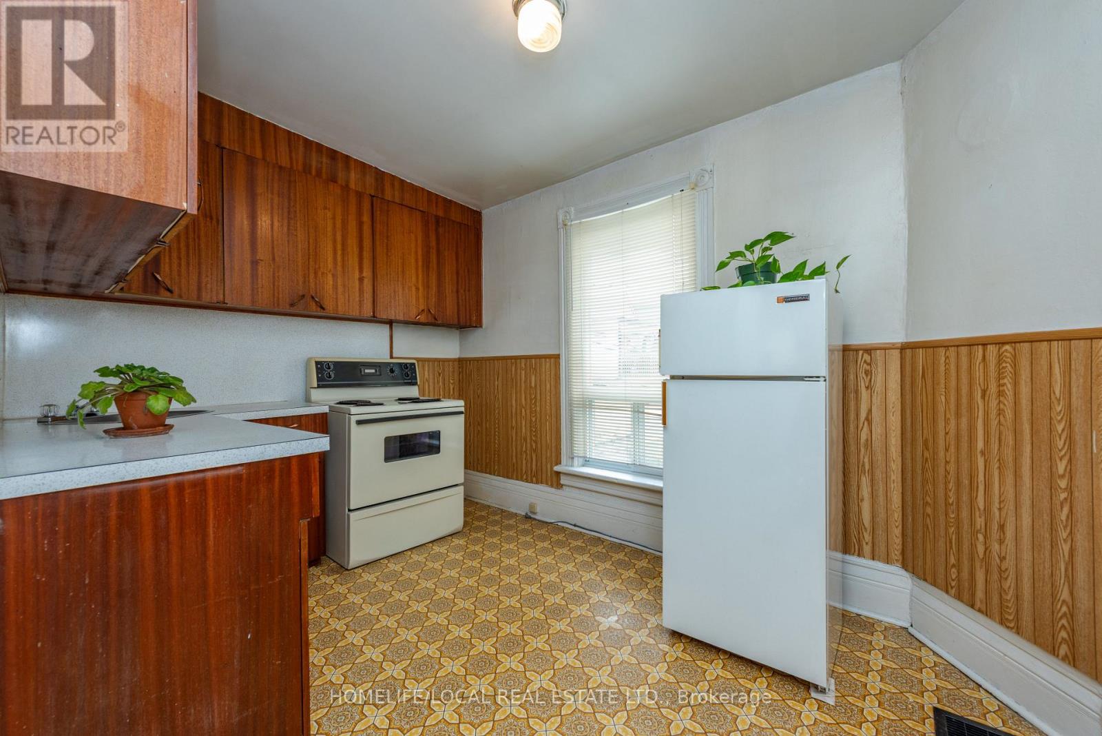 38 Gordon Street, Toronto, Ontario  M6K 1P6 - Photo 8 - C13847702