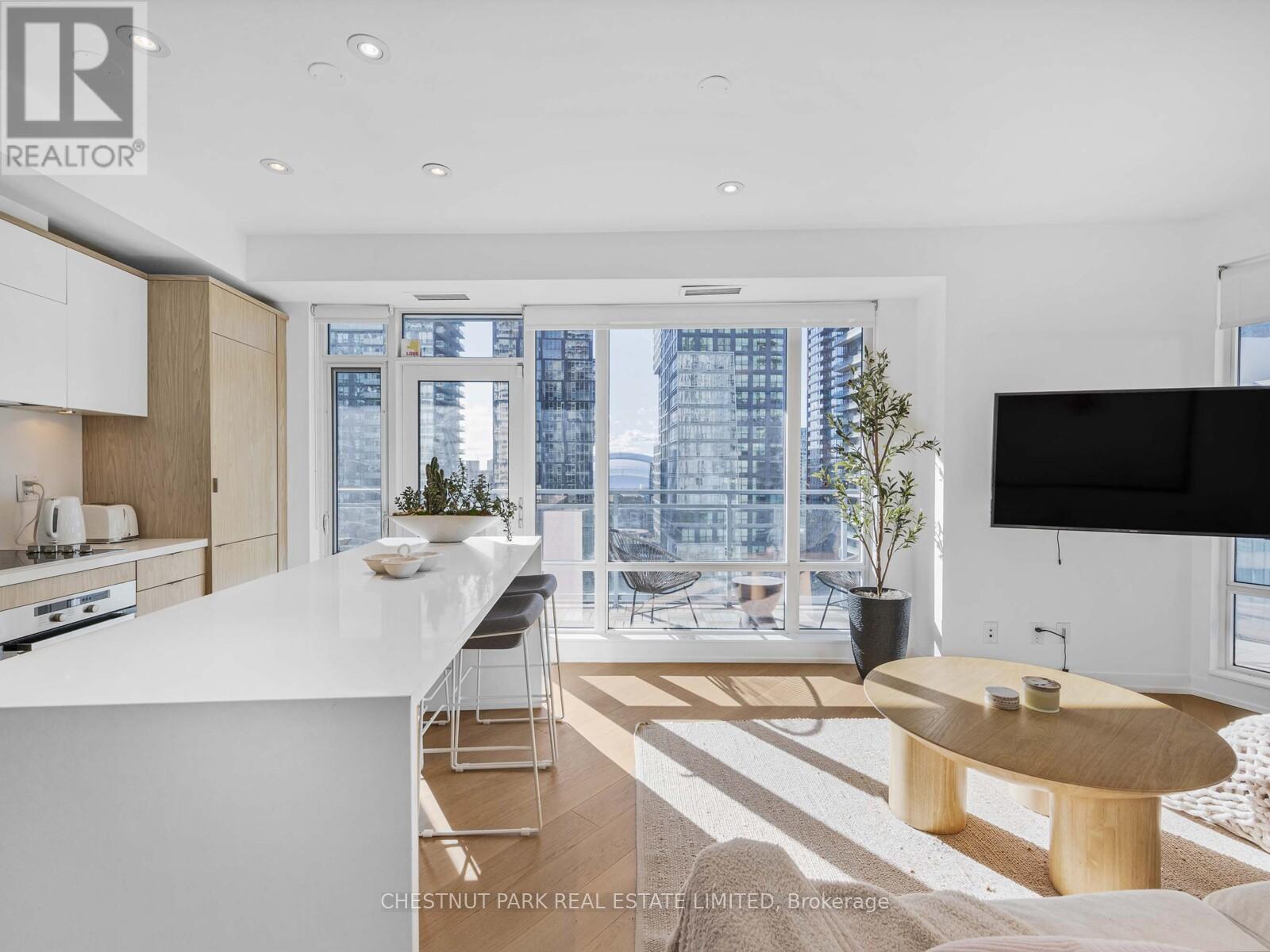 1811 - 21 Widmer Street, Toronto, Ontario  M5V 0B8 - Photo 10 - C13847724