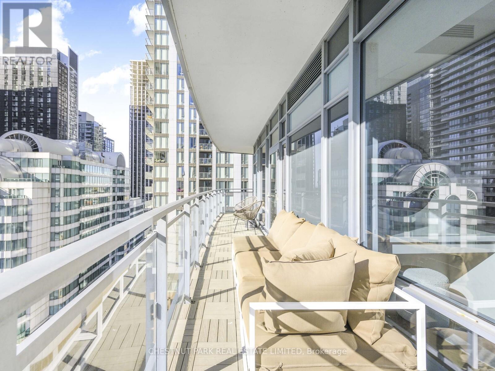 1811 - 21 Widmer Street, Toronto, Ontario  M5V 0B8 - Photo 21 - C13847724