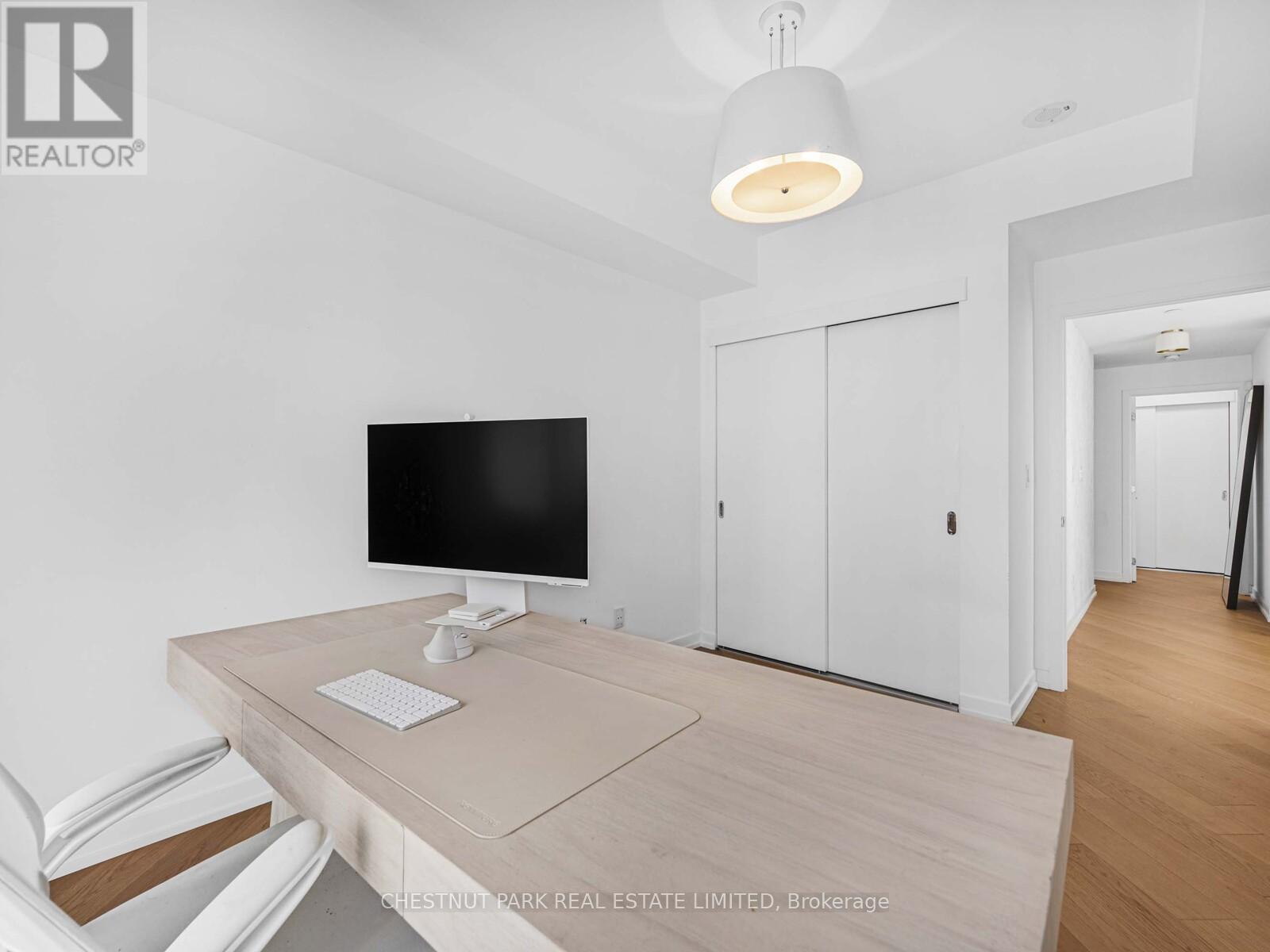 1811 - 21 Widmer Street, Toronto, Ontario  M5V 0B8 - Photo 4 - C13847724