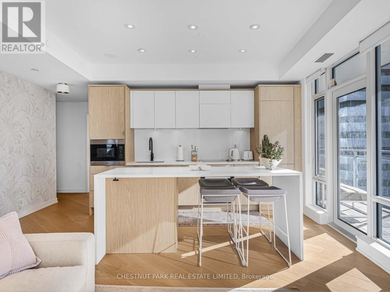 1811 - 21 Widmer Street, Toronto, Ontario  M5V 0B8 - Photo 8 - C13847724