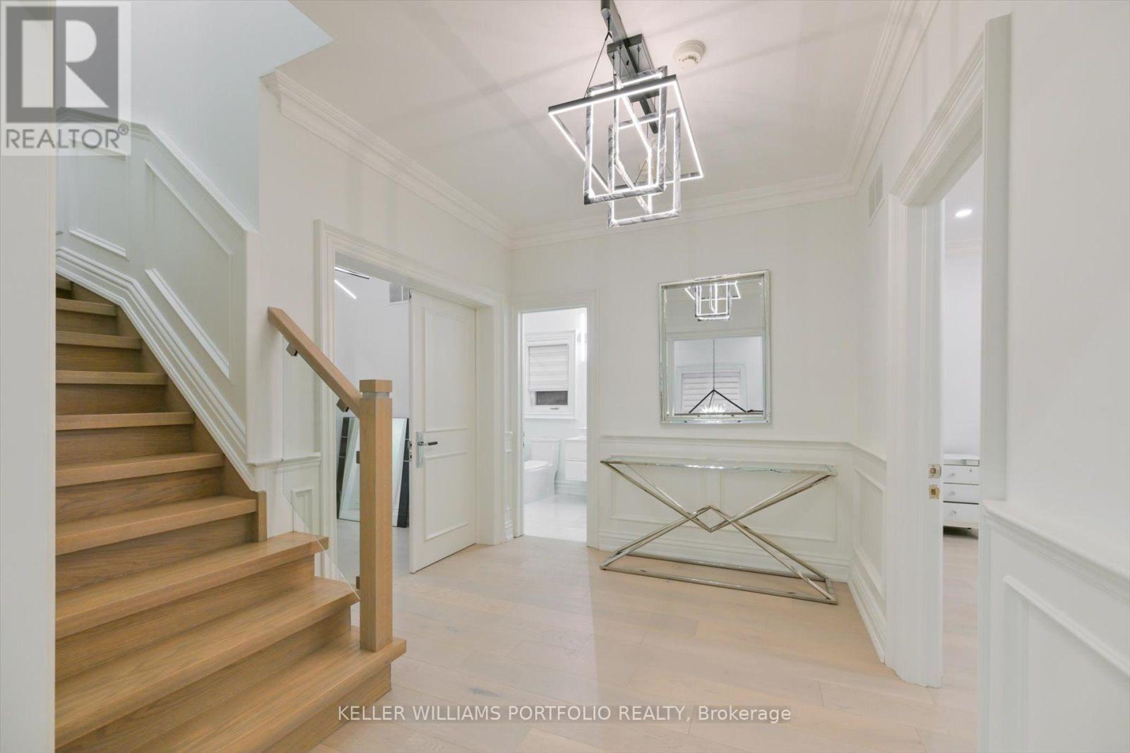 27 True Davidson Drive, Toronto, Ontario  M4W 3X3 - Photo 21 - C13847732