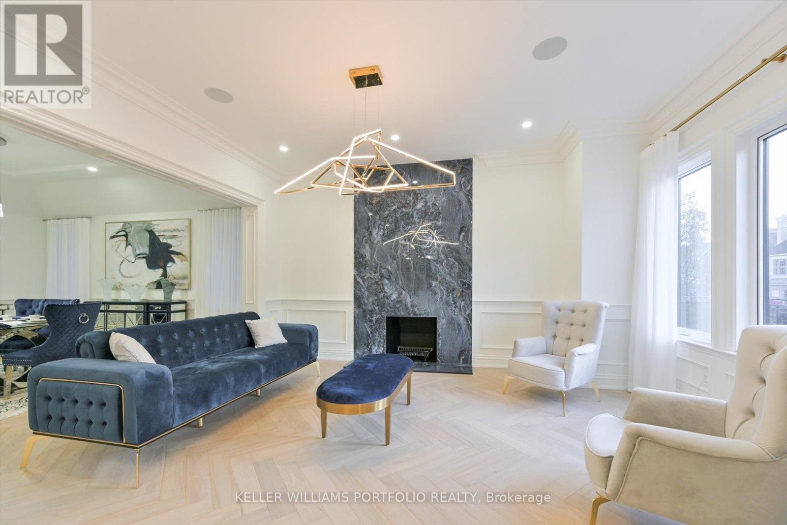 27 True Davidson Drive, Toronto, Ontario  M4W 3X3 - Photo 4 - C13847732