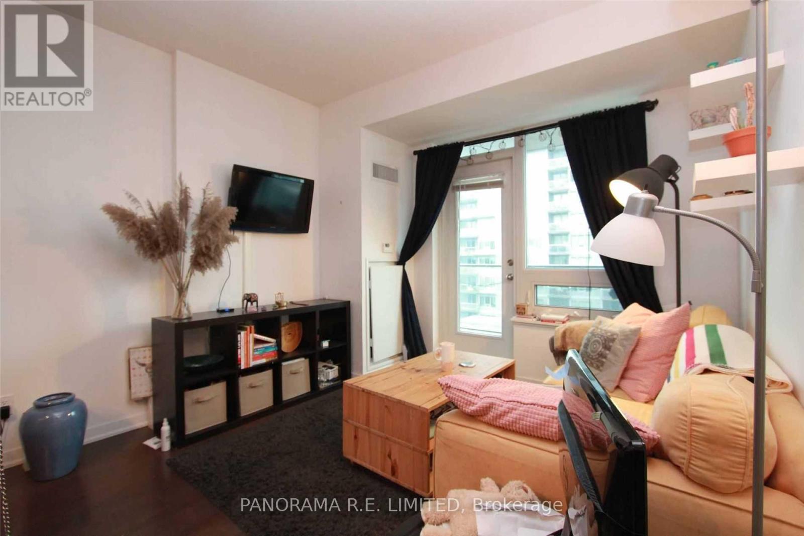 1512 - 55 East Liberty Street, Toronto, Ontario  M6K 3P9 - Photo 2 - C13847784