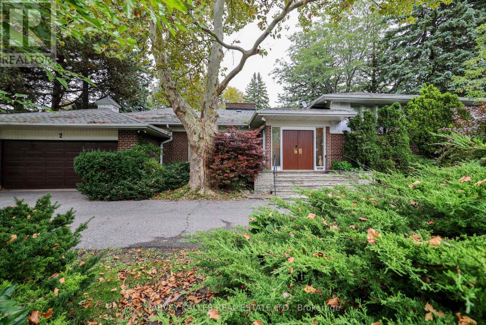 2 Colvestone Road, Toronto, Ontario  M2L 1X3 - Photo 4 - C13847790