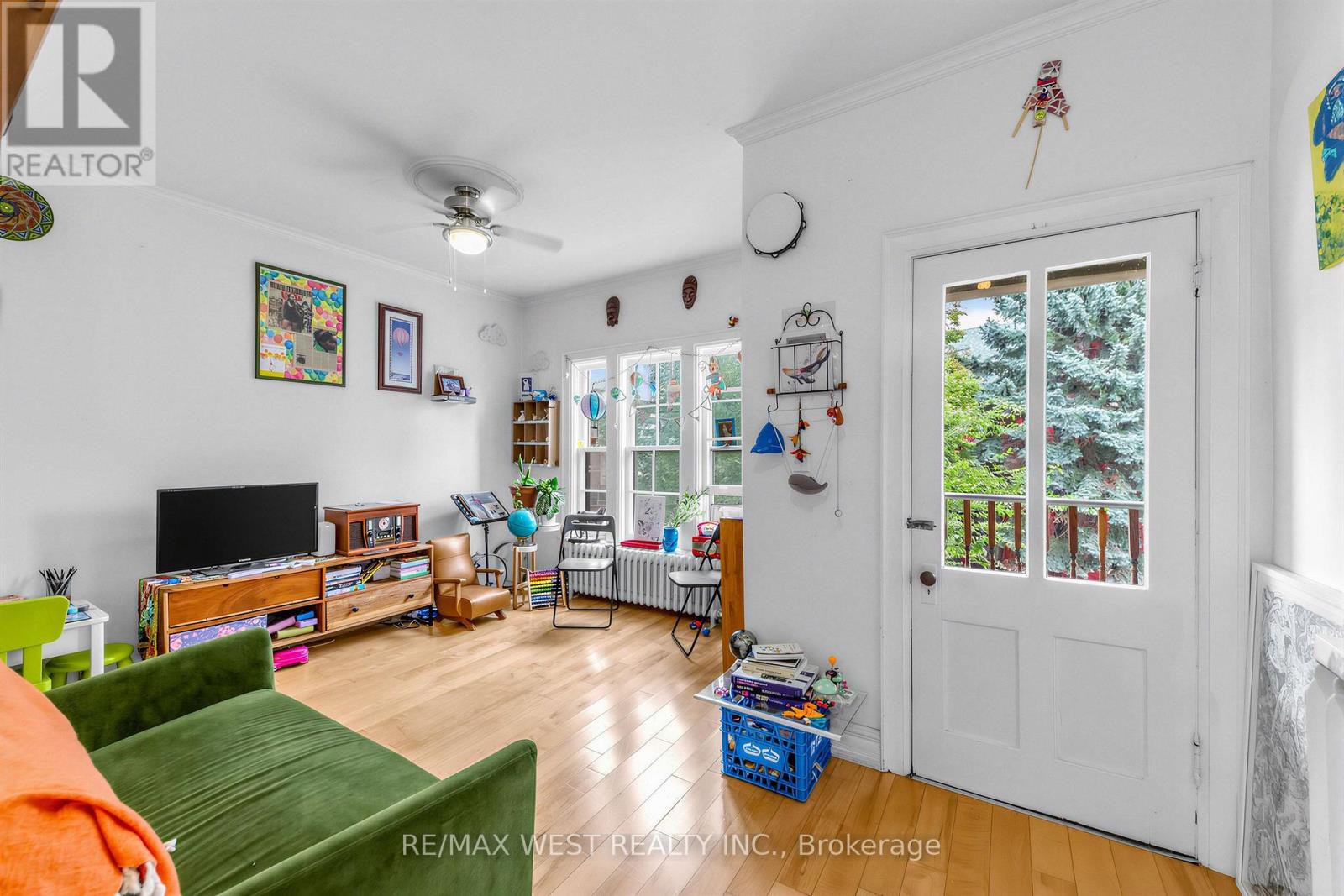 284 Lisgar Street, Toronto, Ontario  M6J 3G9 - Photo 5 - C13847818