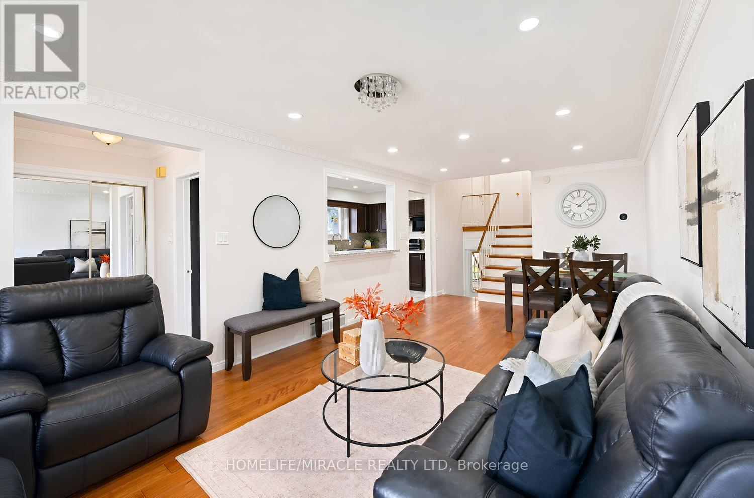 54 Sunderland Crescent, Toronto, Ontario  M1H 2V3 - Photo 14 - E13847426