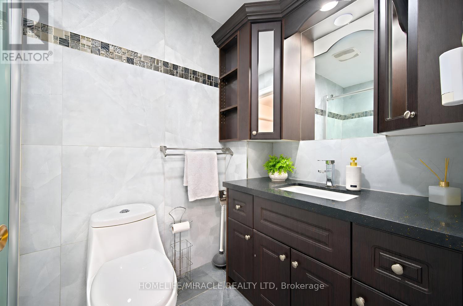 54 Sunderland Crescent, Toronto, Ontario  M1H 2V3 - Photo 26 - E13847426