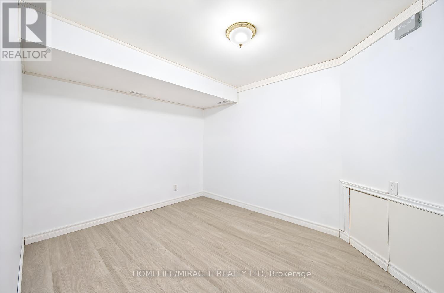 54 Sunderland Crescent, Toronto, Ontario  M1H 2V3 - Photo 41 - E13847426