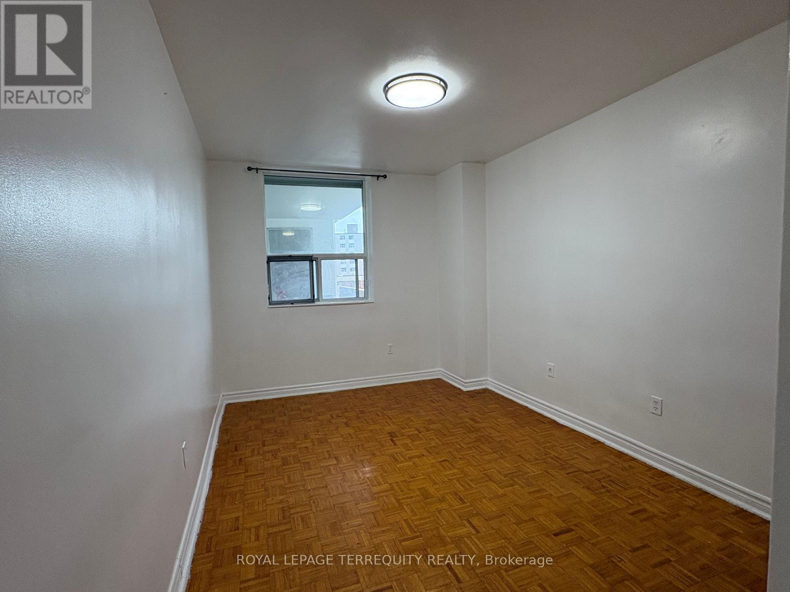 309 - 1 Massey Square, Toronto, Ontario  M4C 5L4 - Photo 19 - E13847534